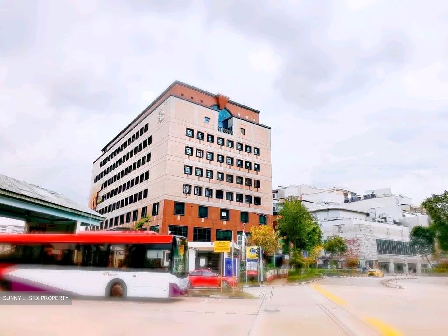 Tampines Central 1 (D18), Retail #564311031